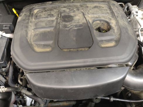 Used 2019 Jeep Grand Cherokee Altitude AWD/4WD image 30