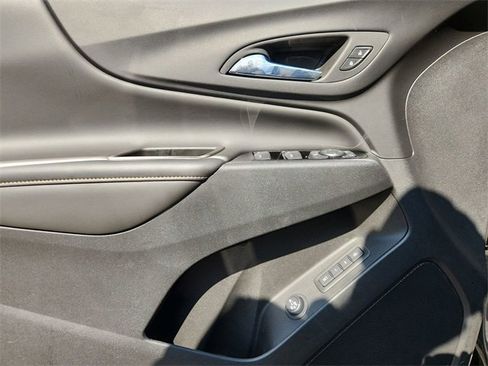 Certified 2024 Chevrolet Equinox Premier image 21