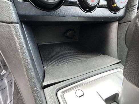 Used 2019 Subaru Crosstrek 2.0i AWD/4WD image 18