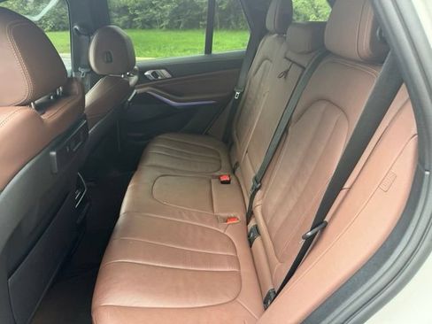 Used 2021 BMW X5 xDrive40i w/ M Sport Package AWD/4WD image 27