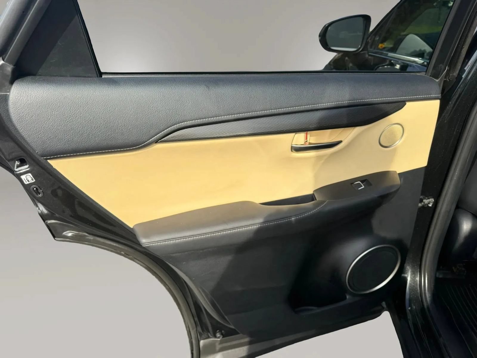 Used 2019 Lexus NX 300 FWD image 29