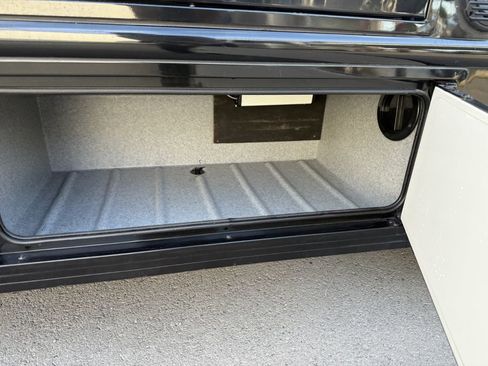 Used 2017 Ford E-450 and Econoline 450 Super Duty w/ Motorhome Prep Package image 20