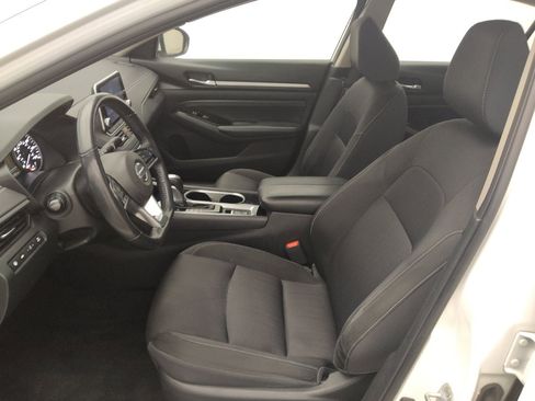 Used 2020 Nissan Altima 2.5 SV FWD image 17