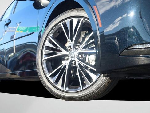 New 2026 Toyota Prius XLE image 3