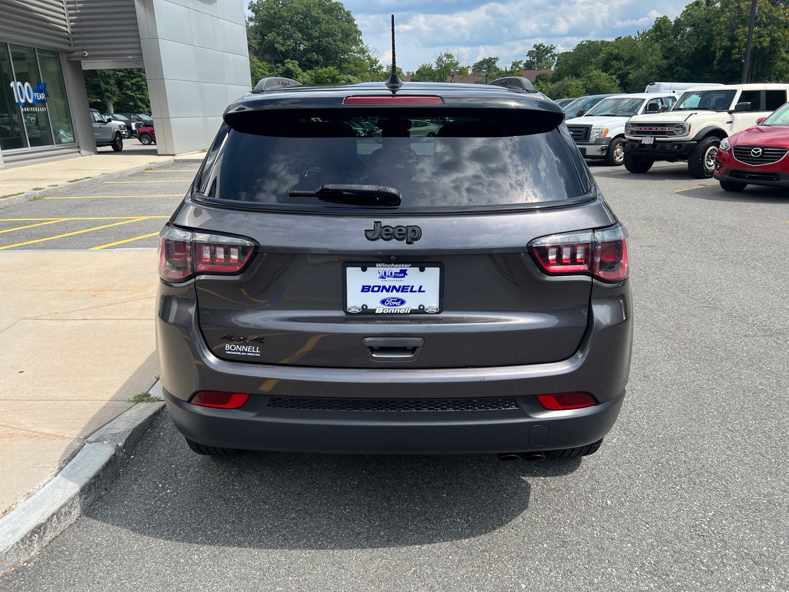 Used 2021 Jeep Compass Latitude w/ Sun and Sound Group AWD/4WD image 6