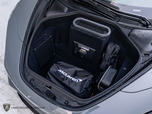 Used 2026 McLaren 750S RWD image 31