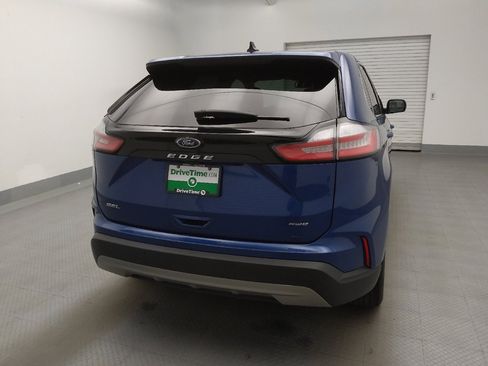 Used 2023 Ford Edge SEL image 7