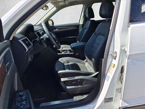Used 2019 Volkswagen Atlas SEL Premium AWD/4WD image 16