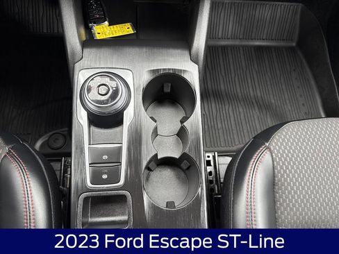 Used 2023 Ford Escape ST-Line w/ Tech Pack #1 AWD/4WD image 25
