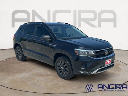 Used 2024 Volkswagen Taos S FWD image 1