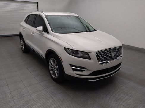 Used 2019 Lincoln MKC Select w/ Select Plus Package FWD image 13