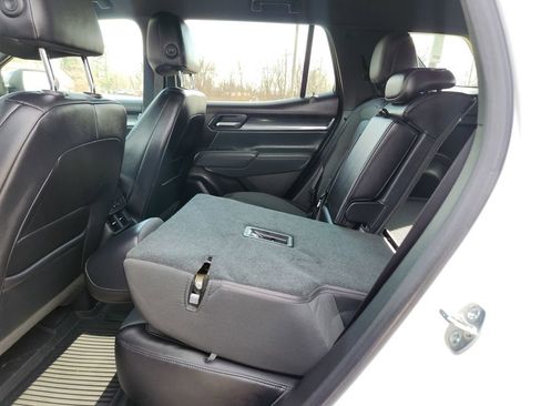 New 2026 GMC Terrain AT4 w/ Convenience Package III AWD/4WD image 23