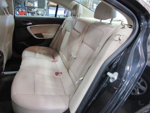 Used 2012 Buick Regal Premium image 30