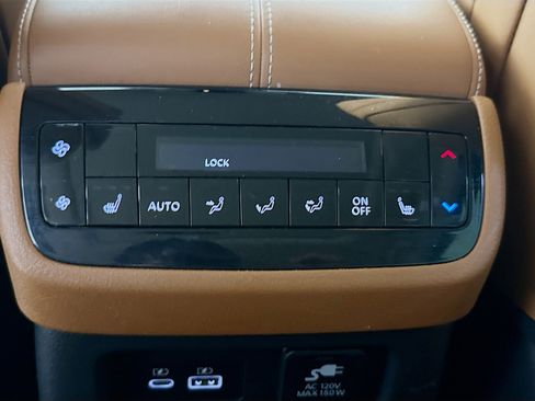 Used 2023 INFINITI QX60 Sensory w/ Cargo Package FWD image 31