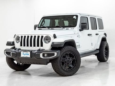 Used 2018 Jeep Wrangler Unlimited Sahara AWD/4WD image 1