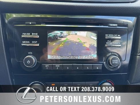 Used 2017 Nissan Rogue S AWD/4WD image 16