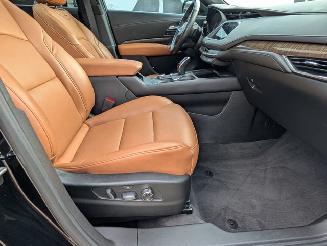 Used 2023 Cadillac XT4 Sport FWD image 23