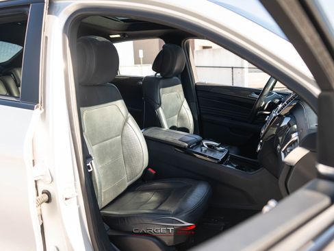 Used 2019 Mercedes-Benz GLE 43 AMG 4MATIC image 17