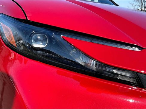 Used 2025 Toyota Camry SE image 26