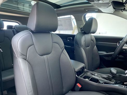 New 2026 Kia Sorento S image 31