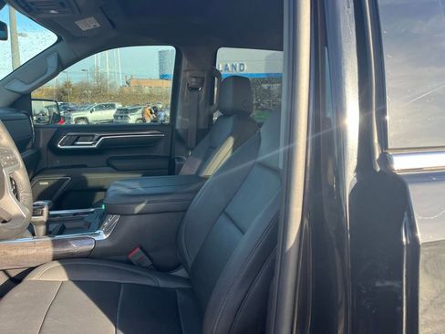 Used 2024 Chevrolet Silverado 1500 LTZ w/ LTZ Convenience Package II image 19