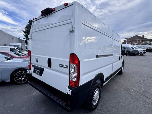 New 2025 RAM ProMaster 2500 image 9