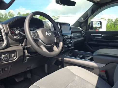 Used 2025 RAM 1500 Big Horn AWD/4WD image 25