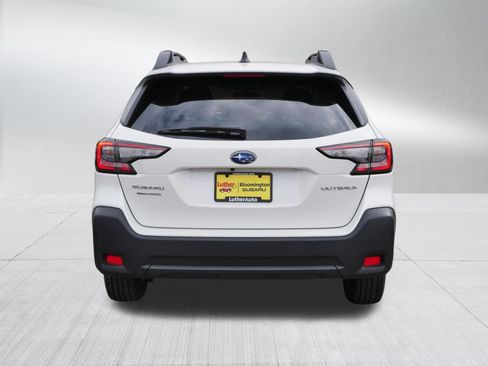 Certified 2025 Subaru Outback Premium AWD/4WD image 6