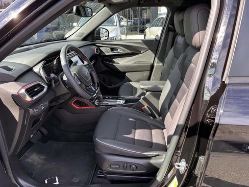Used 2023 Chevrolet TrailBlazer RS w/ Convenience Package AWD/4WD image 11