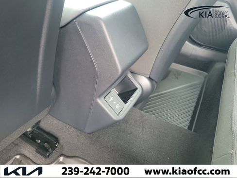 New 2026 Kia K4 FWD image 15