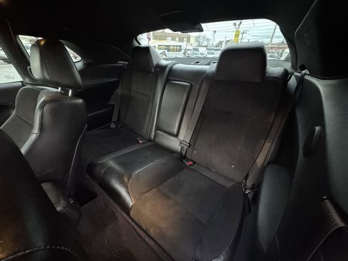 Used 2018 Dodge Challenger GT w/ GT Interior Package image 15