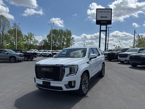 Used 2023 GMC Yukon Denali Ultimate AWD/4WD image 1