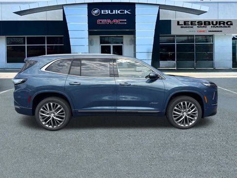 New 2026 Buick Enclave Avenir w/ Super Cruise Package image 8