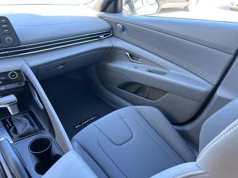 New 2025 Hyundai Elantra Sport FWD image 15