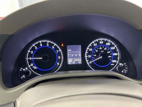 Used 2011 INFINITI G37 x Coupe w/ Premium Pkg image 16