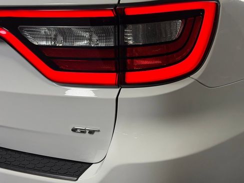 Certified 2022 Dodge Durango GT RWD image 12