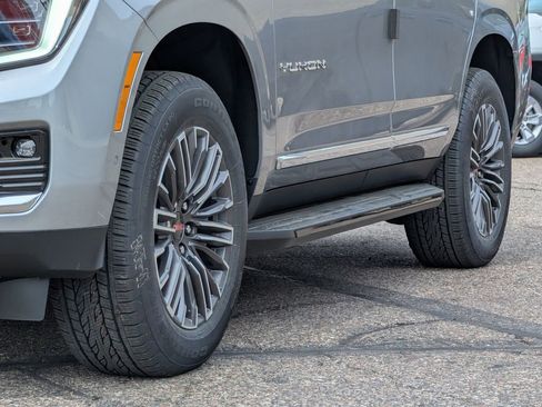 New 2026 GMC Yukon Elevation w/ Elevation Premium Package AWD/4WD image 5