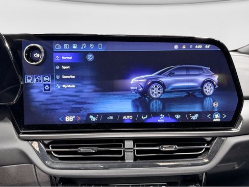 Used 2024 Chevrolet Equinox EV RS FWD image 11