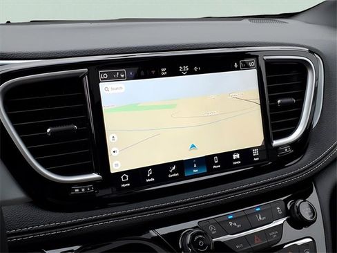 New 2026 Chrysler Pacifica Limited image 20