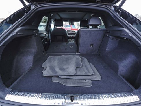 Used 2025 Audi Q3 2.0T Premium image 42