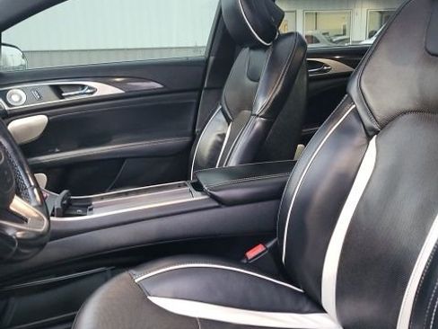 Used 2017 Lincoln MKZ Reserve w/ Luxury Package image 15