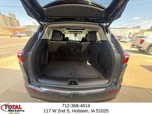 Used 2021 Buick Enclave Avenir w/ Trailering Package, 5000 lbs. AWD/4WD image 12