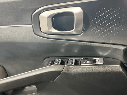 Used 2023 Kia Sorento S w/ Panoramic Sunroof Package FWD image 14