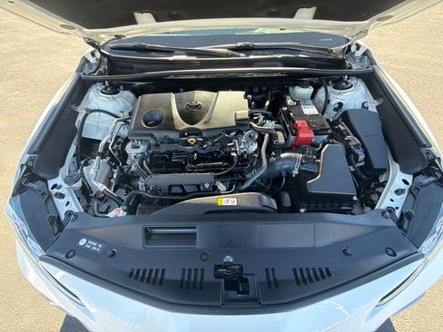 Used 2023 Toyota Camry LE image 7