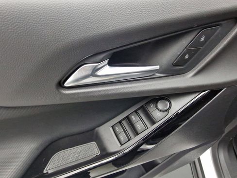 New 2026 Chevrolet Equinox LT w/ LPO, Floor Liner Package image 13