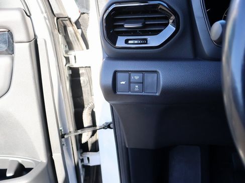 Certified 2024 Honda Pilot TrailSport image 31