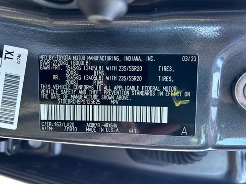 Used 2023 Toyota Highlander Platinum AWD/4WD image 33