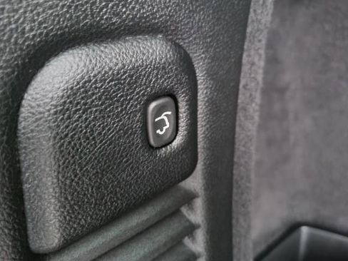 Used 2024 Dodge Durango R/T image 22