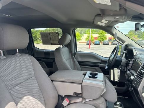 Used 2019 Ford F150 XLT w/ Equipment Group 302A Luxury AWD/4WD image 14