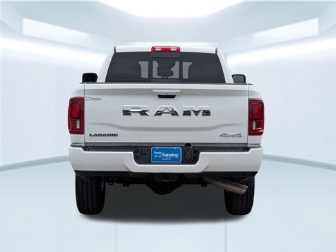 Used 2026 RAM 2500 Laramie AWD/4WD image 5